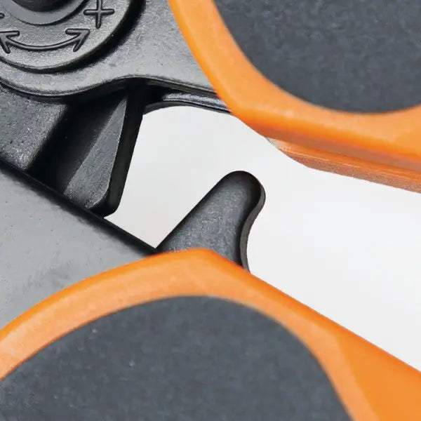 Beta Tools (Article# 1609I/C6) Crimping Plier with 6 Interchangeable Dies - BT 016090300 