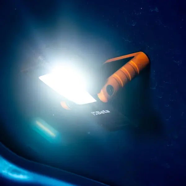 Beta Tools (Article# 1838COMPACT) Rechargeable Compact LED Lamp - BT 018380011 