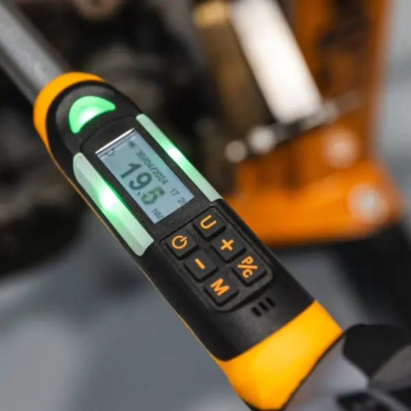 Beta Tools Electronic Torque Wrench with Torque / Angle Readout and Wireless Data Transmission - BT 005990734 