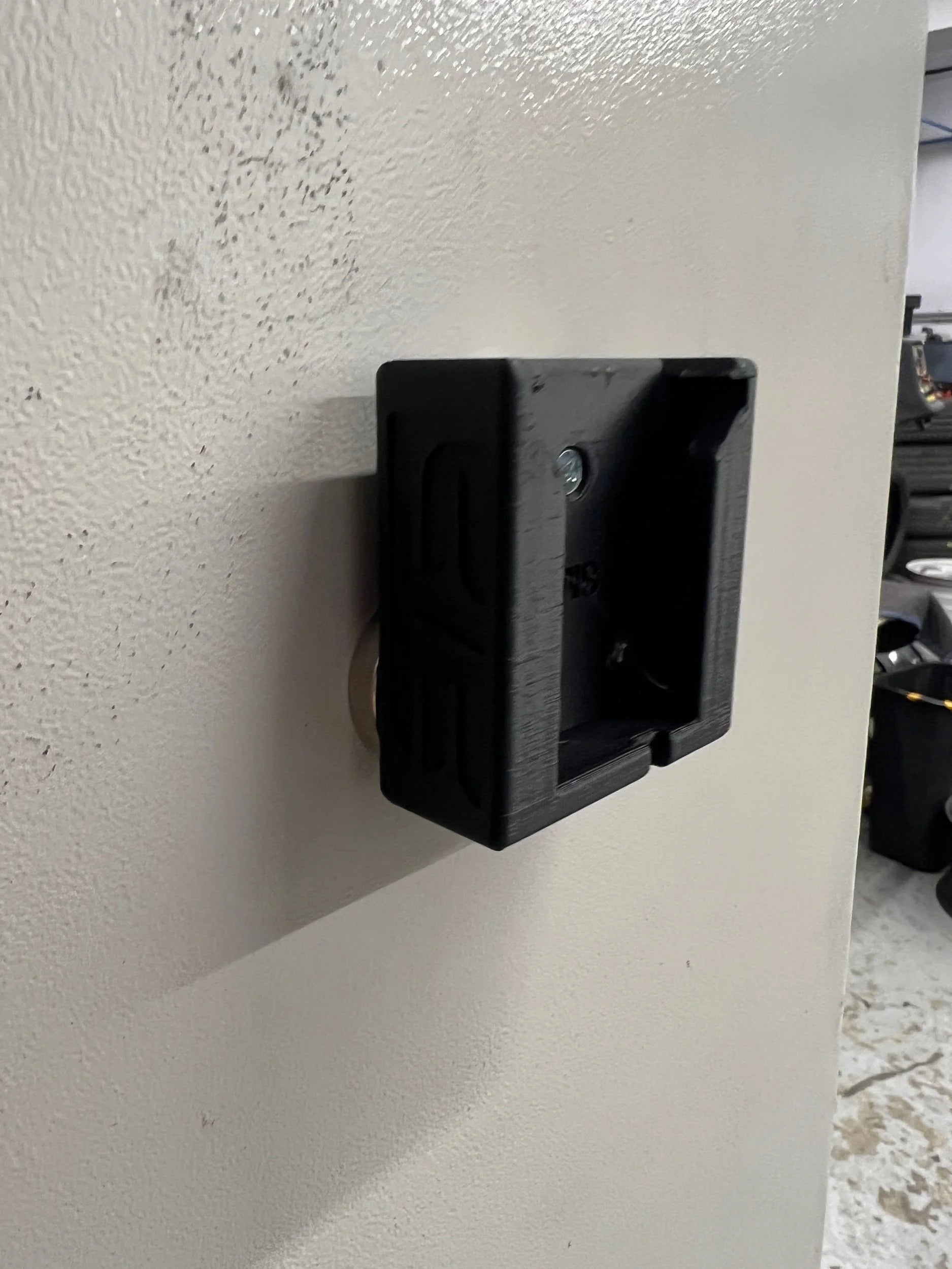STS Auto Design Milwaukee M18 Magnetic Battery Holder - STSMW18