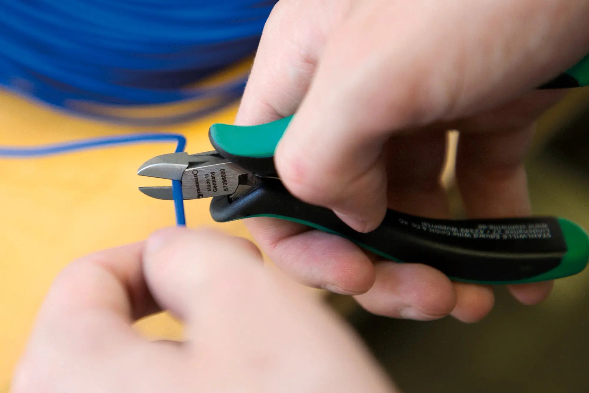 Stahlwille Mini Electronic Side Cutter, Length 110mm - ST 67086000 Stahlwille