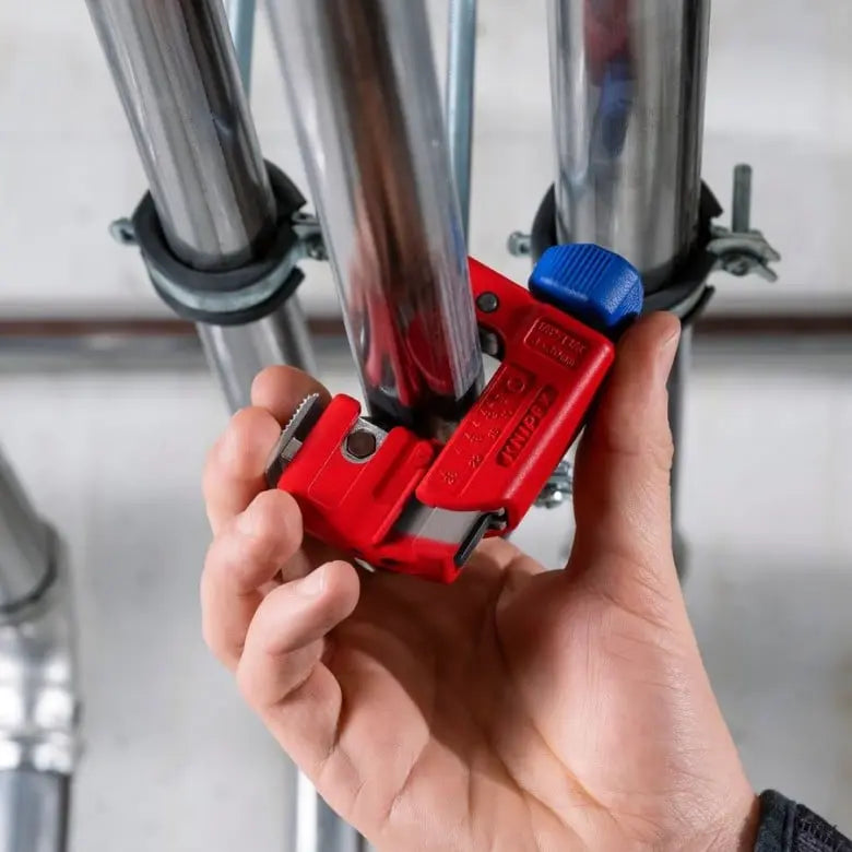 Knipex TubiX S Pipe Cutter, 3 in - KN 90 31 01 SBA Knipex