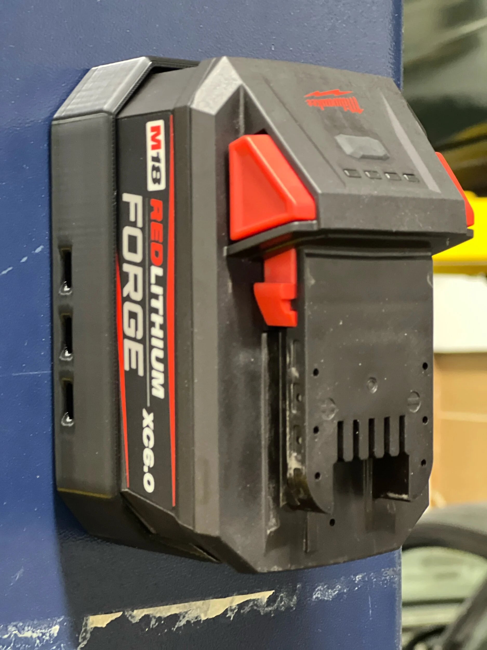 STS Auto Design Milwaukee Style M18 6.0 Forge Magnetic Battery Cover - MW1860FBK