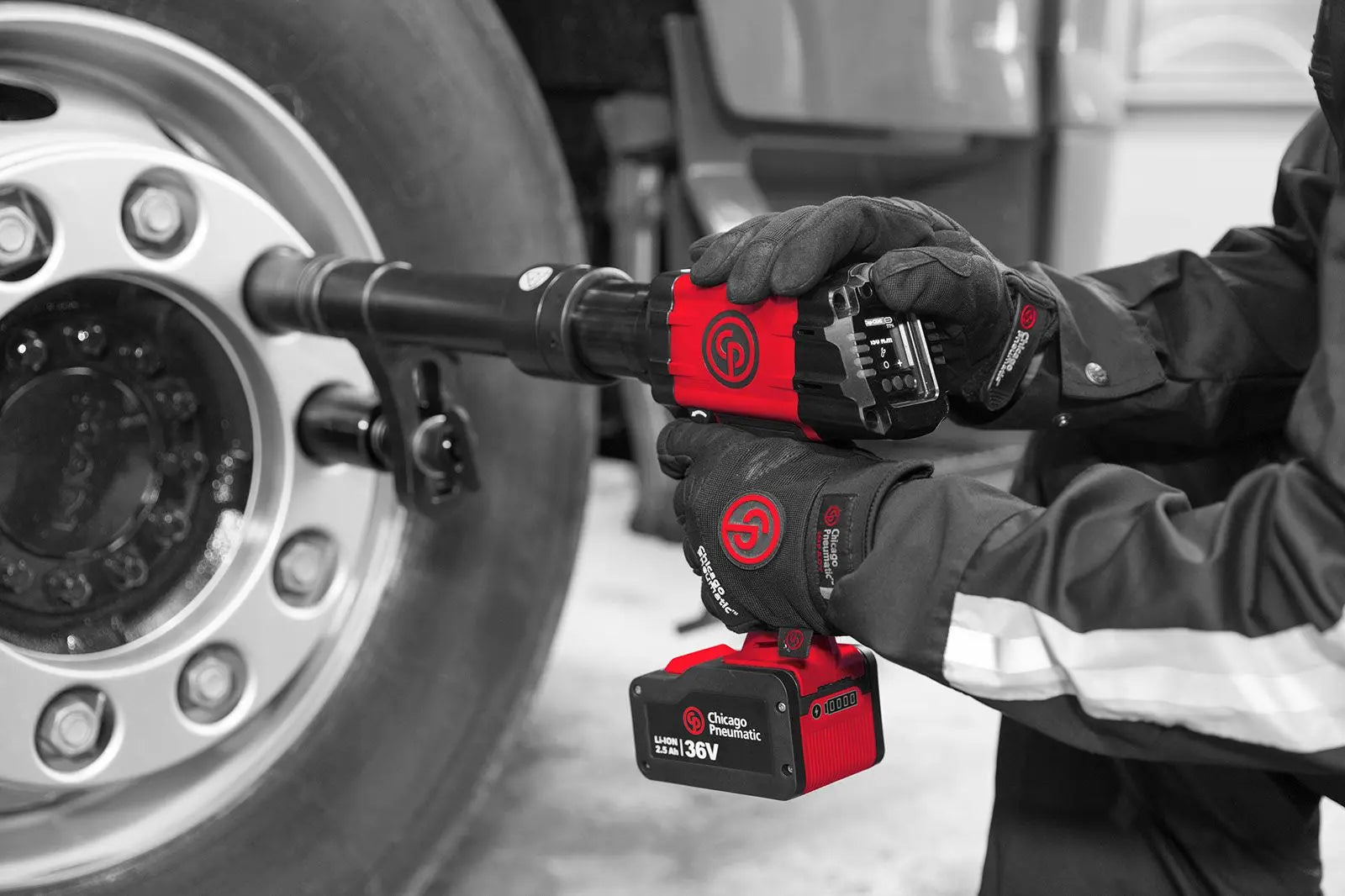 Chicago Pneumatic 1 in Battery Connected Torque Wrench with Extended Cup - CP 6151570790 Chicago Pneumatic