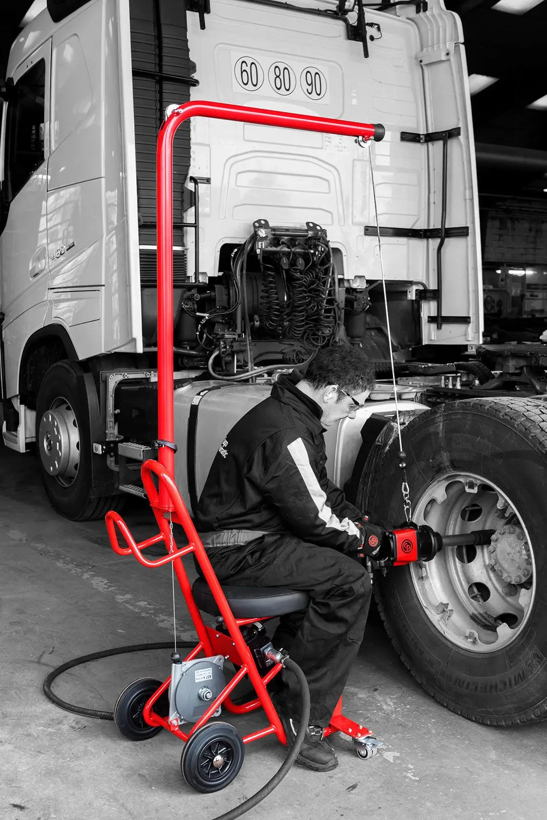 Chicago Pneumatic Ergonomic Seat for Blue Tork and CP Impact Wrenches - CP 8941087029 Chicago Pneumatic