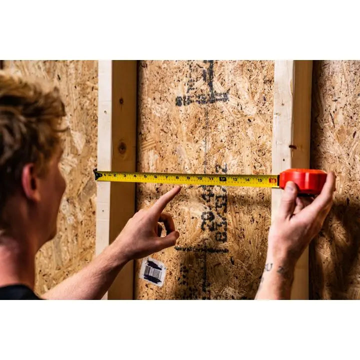 LUFKIN 1 in x 25 ft L600 Series Self Centering Power Tape Measure - GW L625SC-02 Measuring Tape LUFKIN