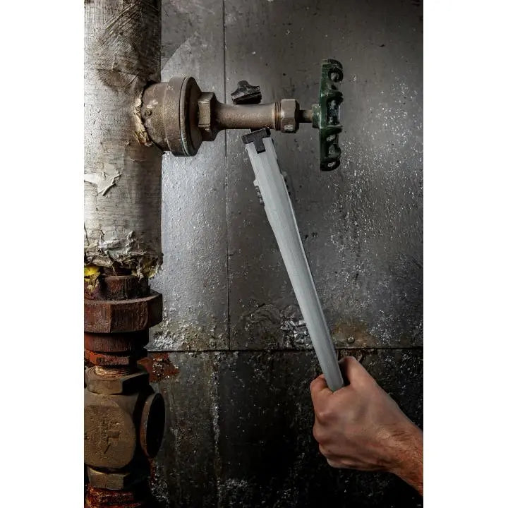 CRESCENT K9 Aluminum Jaw Pipe Wrench, 18 in - GW CAPW18 CRESCENT
