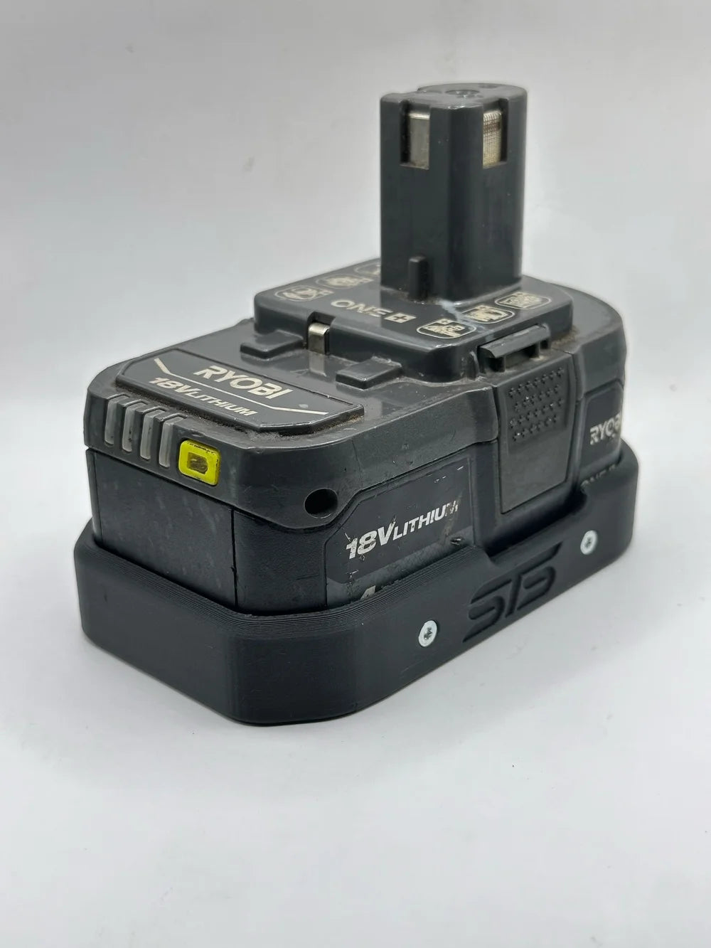 STS Auto Design Magnetic Battery Cover for Ryobi PBP004/PBP005 - RY18SL