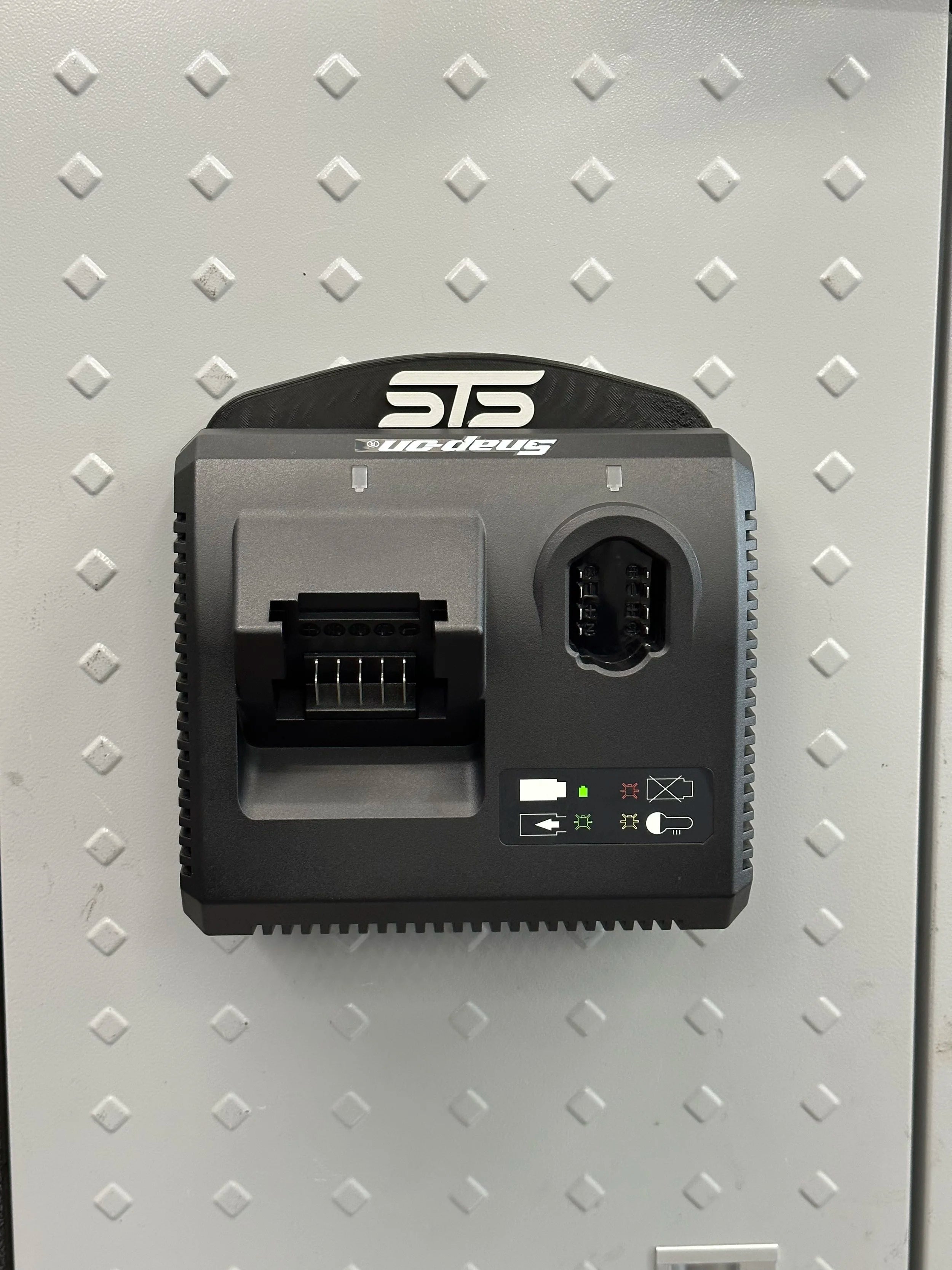 STS Auto Design Magnetic Charger Holder for Snap-On 18V/14.4V Chargers - SN18144