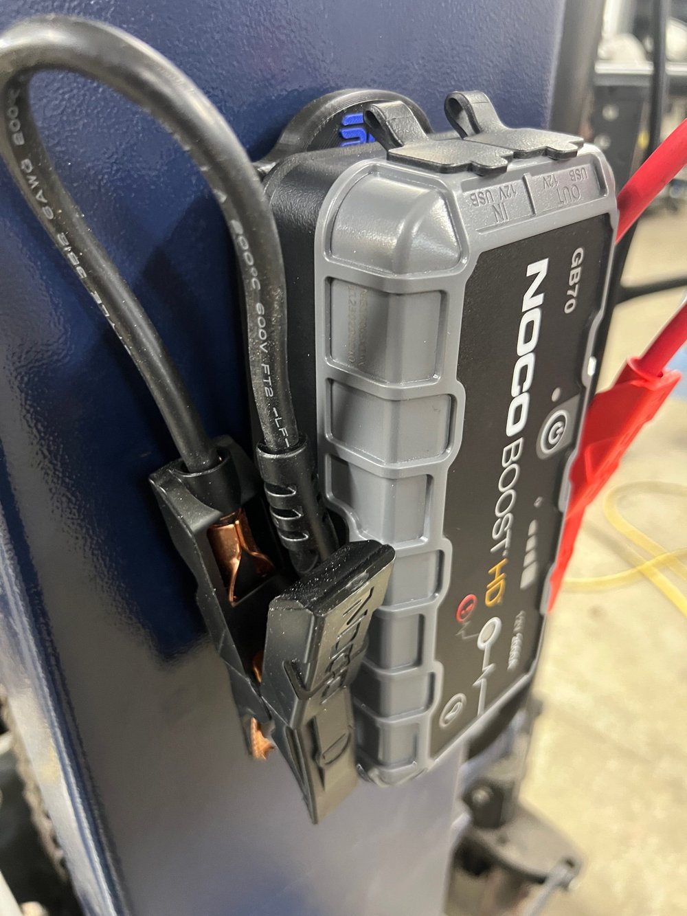 STS Auto Design NOCO GB70 Magnetic Jumper/Charger Plate - Secure Mount for Boost HD Jump Starter - NOGB70