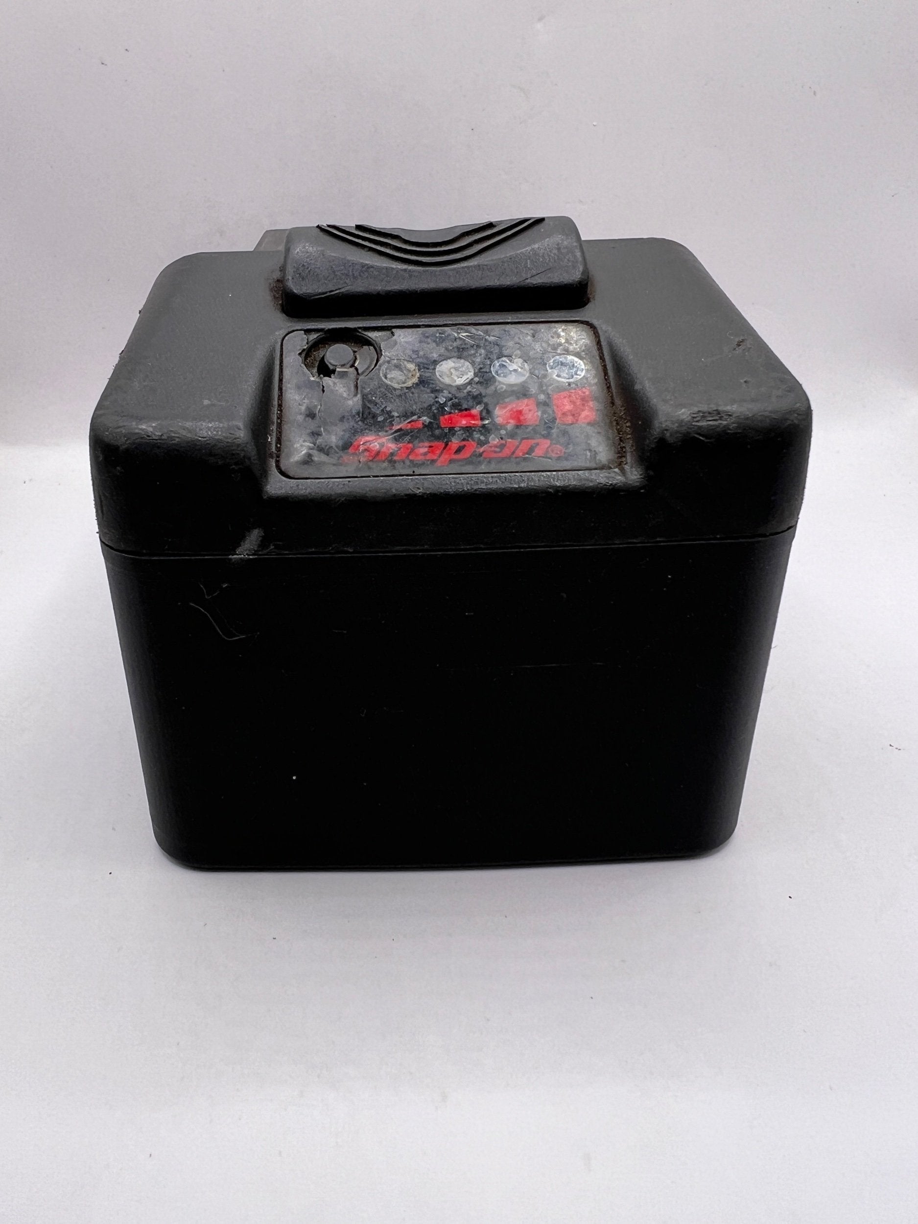 STS Auto Design Magnetic Bottom for Snap-On 18V Front Latch Batteries - SN18FL
