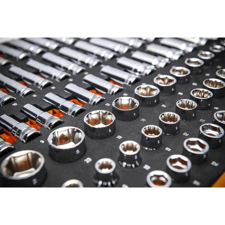 GEARWRENCH Set of 104 3/8 in Drive Master Metric Sockets in Foam Storage Tray - GW GWMSSKT38MM Socket Set GEARWRENCH
