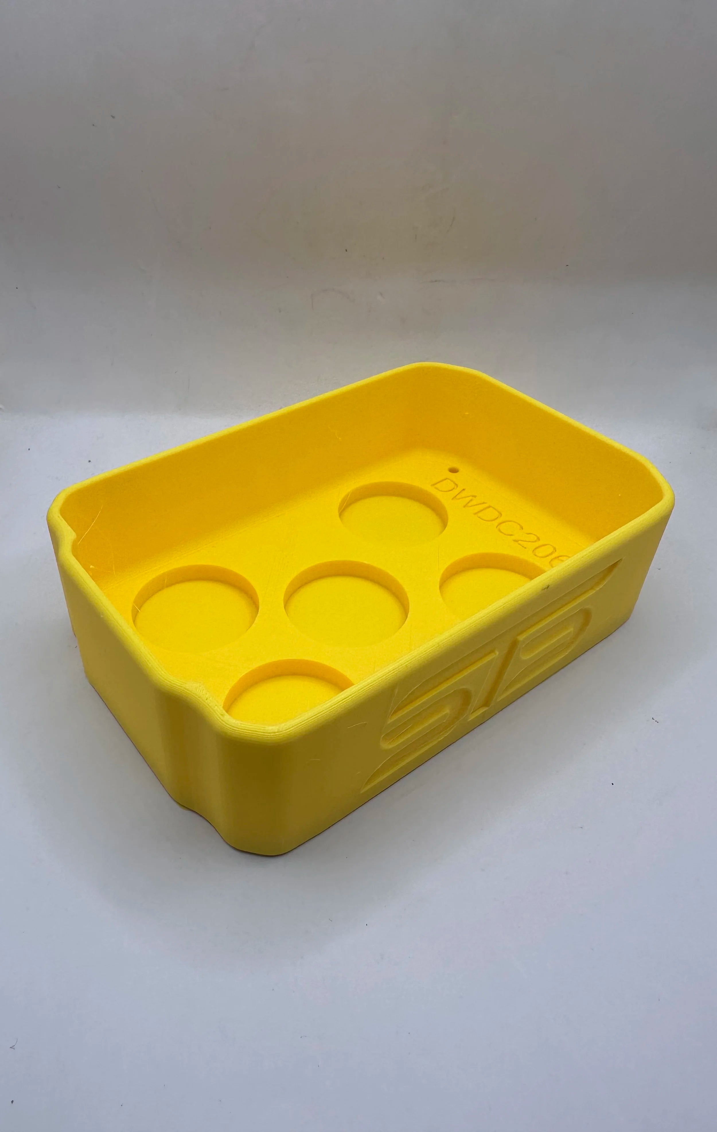 STS Auto Design Magnetic Battery Cover for Dewalt 20V 6/8Ah - DWDCB206BK