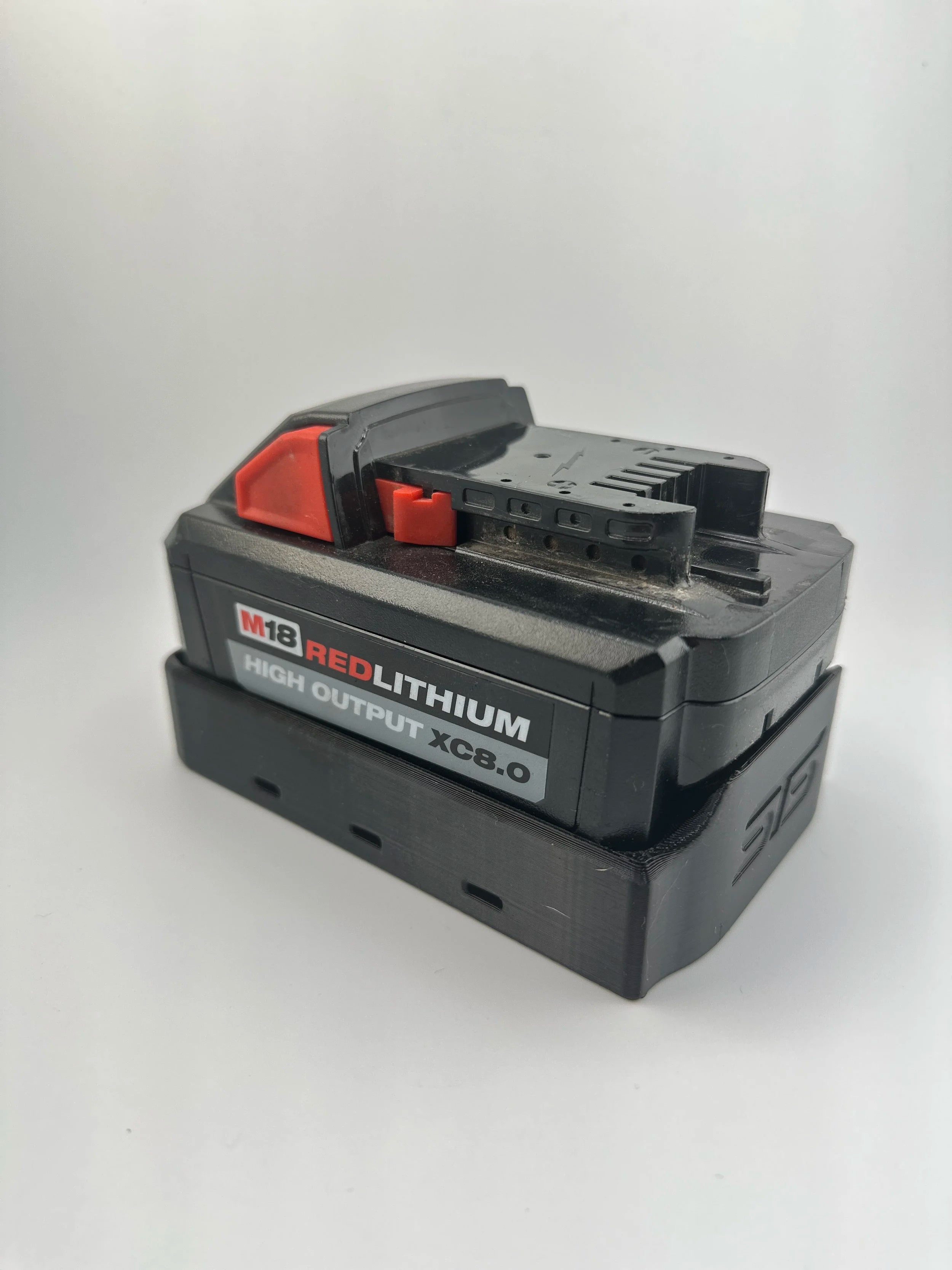 STS Auto Design Milwaukee M18 6/8Ah High Output Magnetic Battery Cover - MW1868HOBK