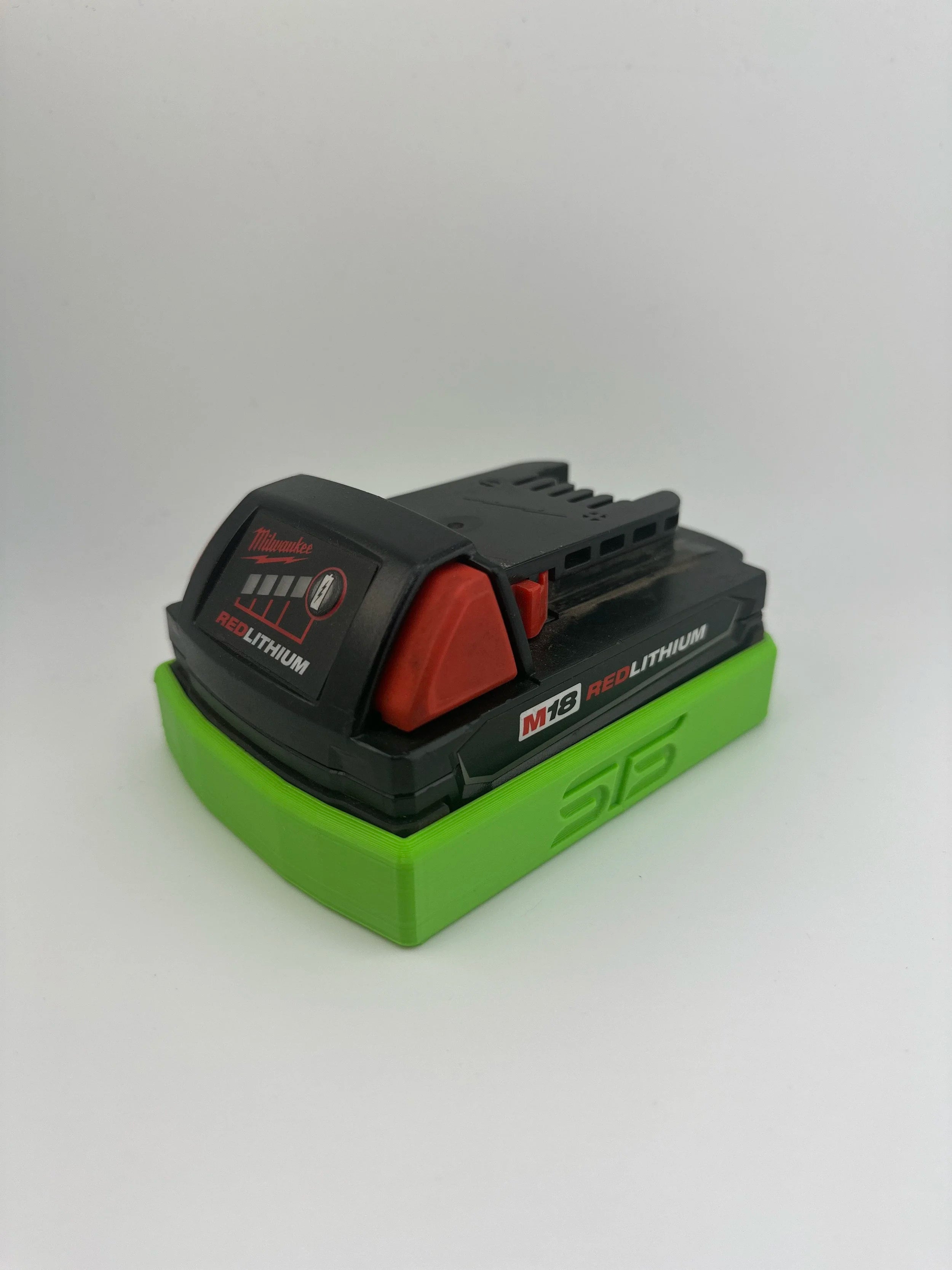 STS Auto Design Milwaukee M18 1.5/2.0Ah Magnetic Battery Cover - MW1820BK