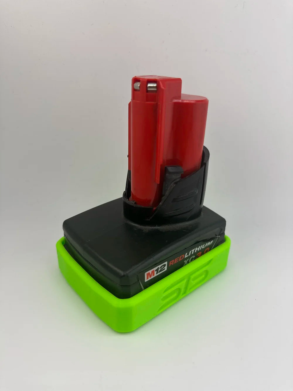 STS Auto Design Flexible Milwaukee M12 XC 3/4/6Ah Magnetic Battery Cover - MW12XCBKT