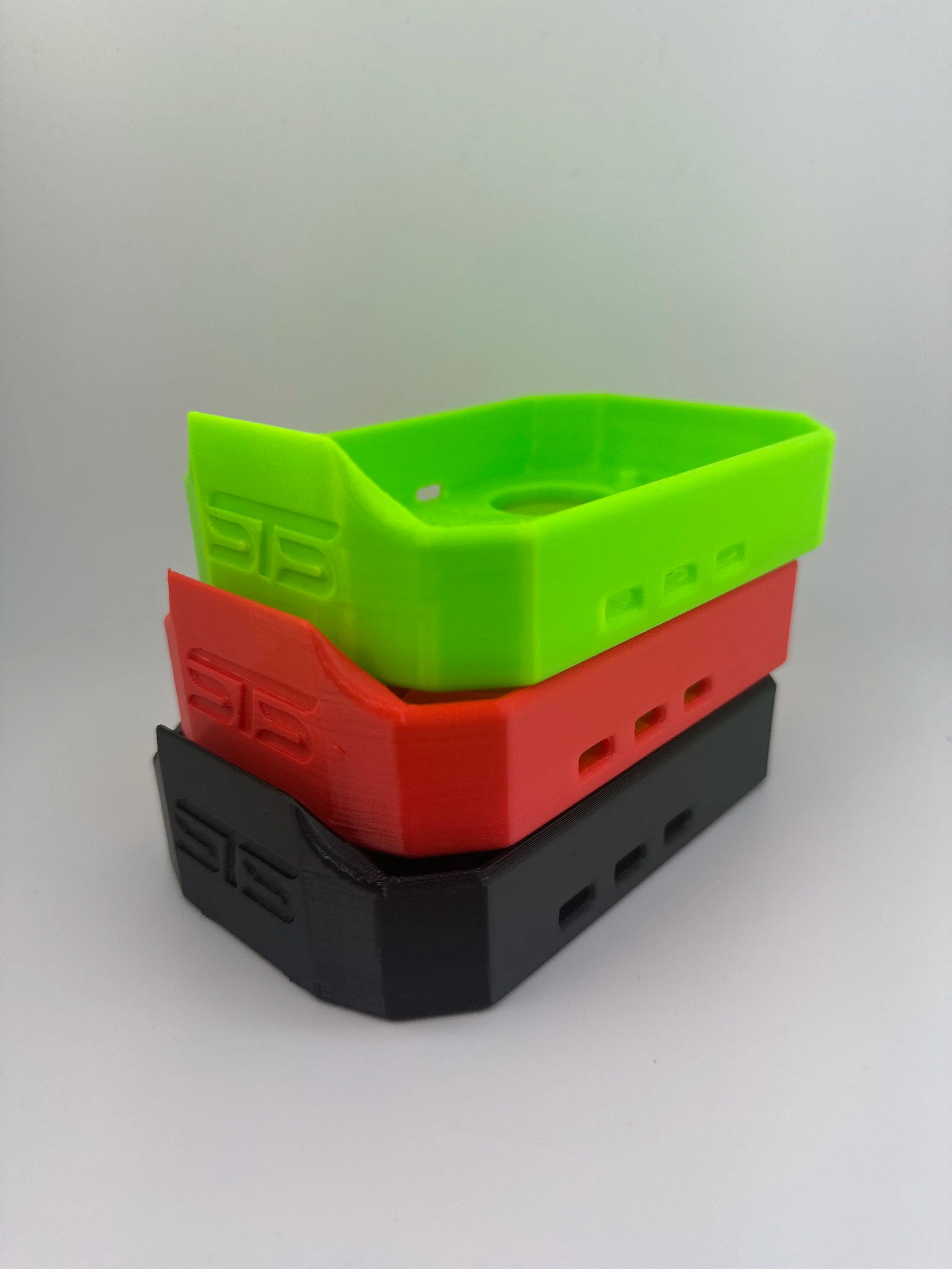 STS Auto Design Flexible Milwaukee Style 6.0 Forge Magnetic Battery Cover - MW1860FBKT
