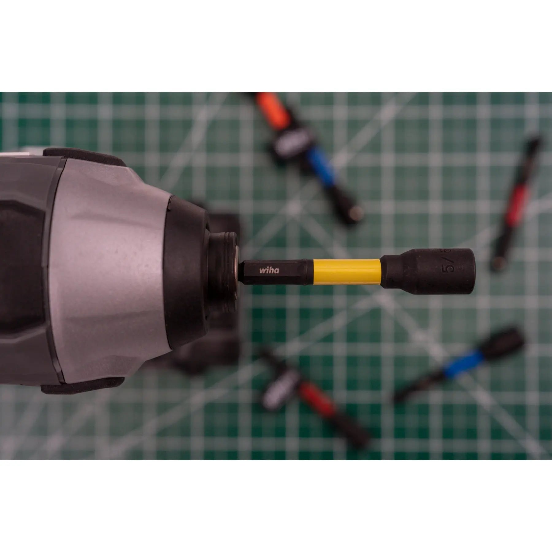 Wiha Set of 3 Color Coded SAE Magnetic Nut Setters, 3 in - WI 70489 Wiha