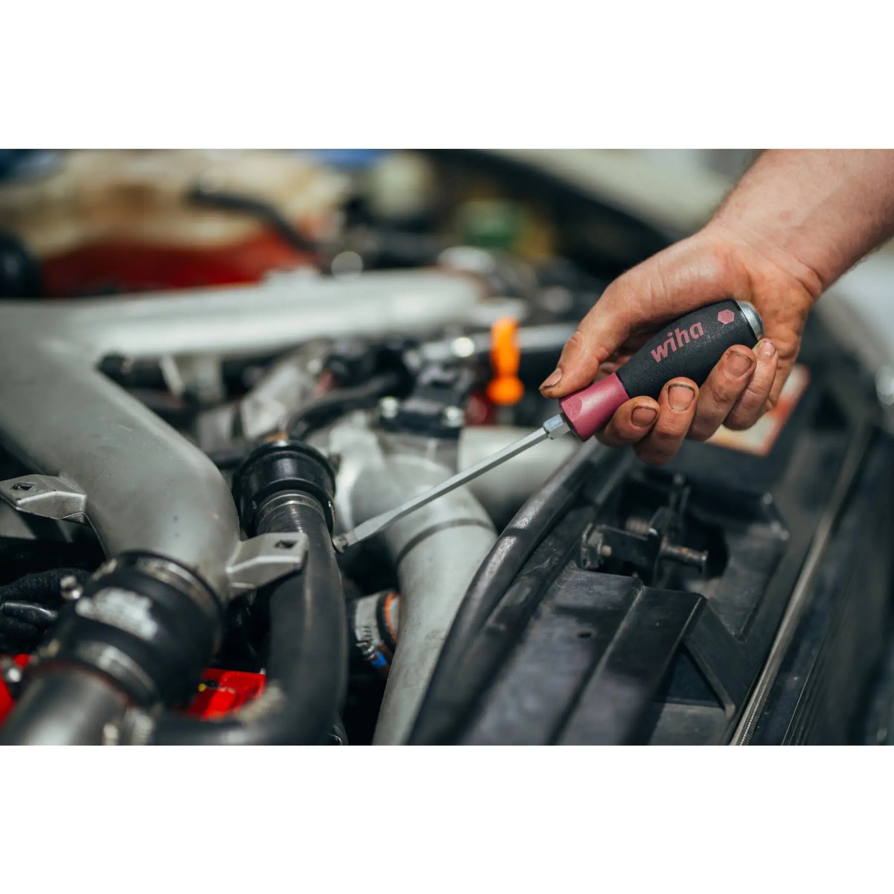 Wiha Set of 25 MicroFinish Screwdrivers with Tray - WI 52690 Wiha