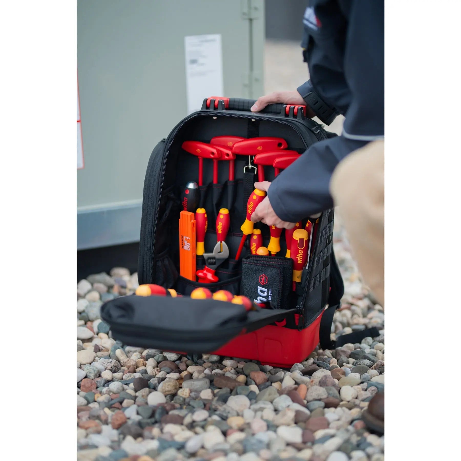 Wiha Set of 48 Insulated Electrician's Tool Kit with Heavy Duty Backpack - WI 91877 Wiha